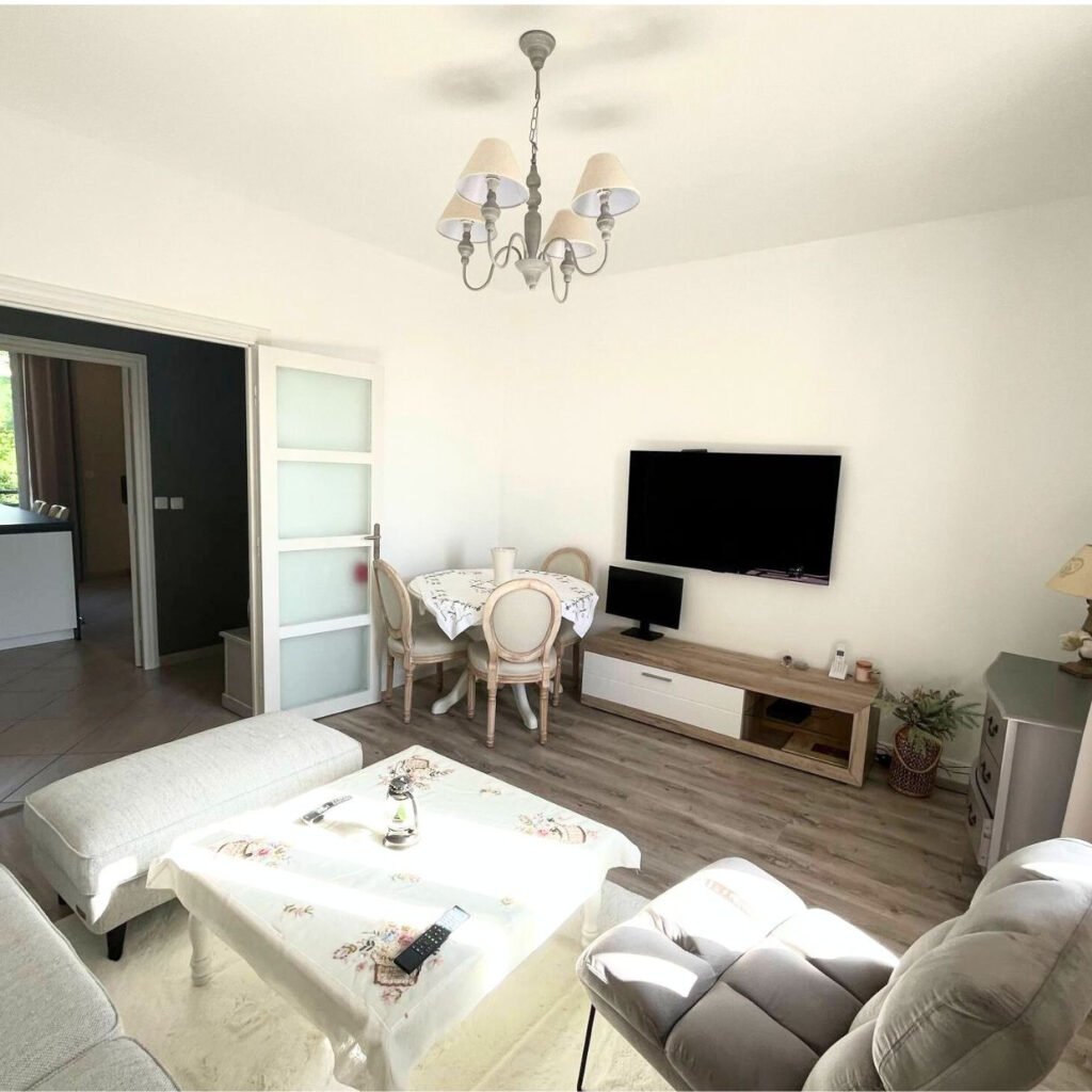 Belle appartement lumineux   Proche Centre ville