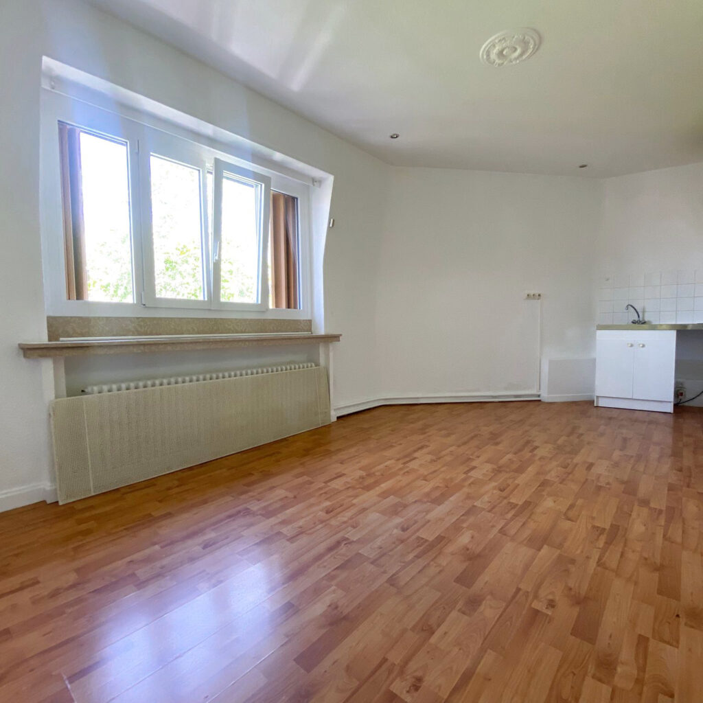Studio lumineux de 21,5 m2   Centre-ville de Dreux