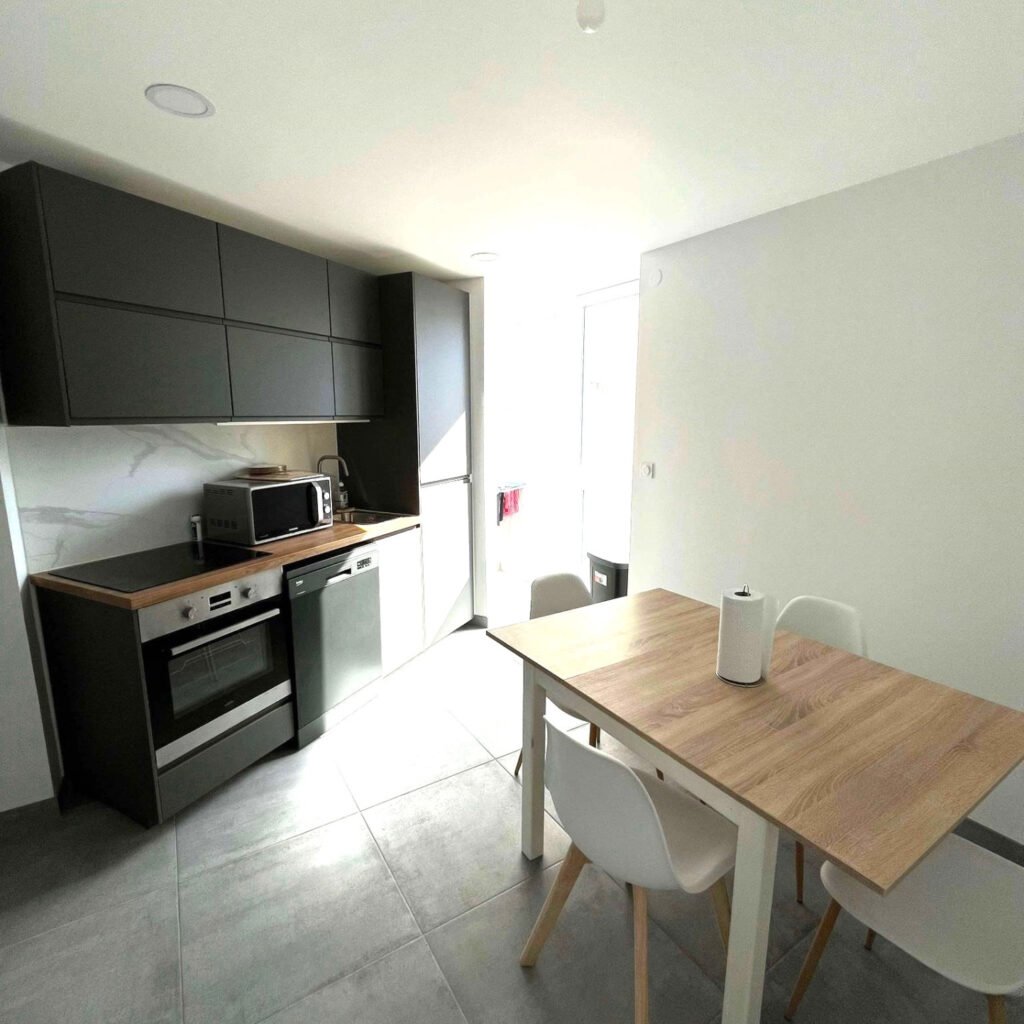 Chambres meublées en colocation appartement entièrement réno