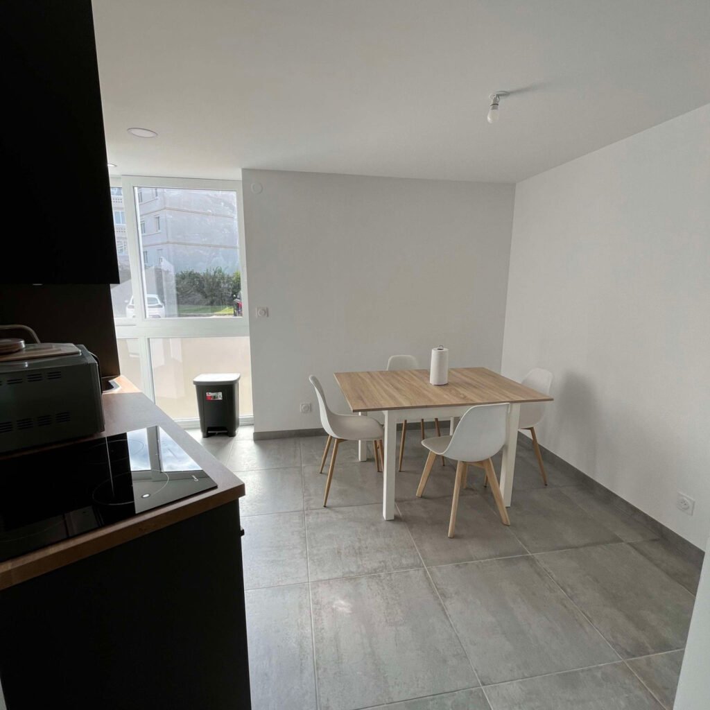 Chambres meublées en colocation appartement entièrement réno