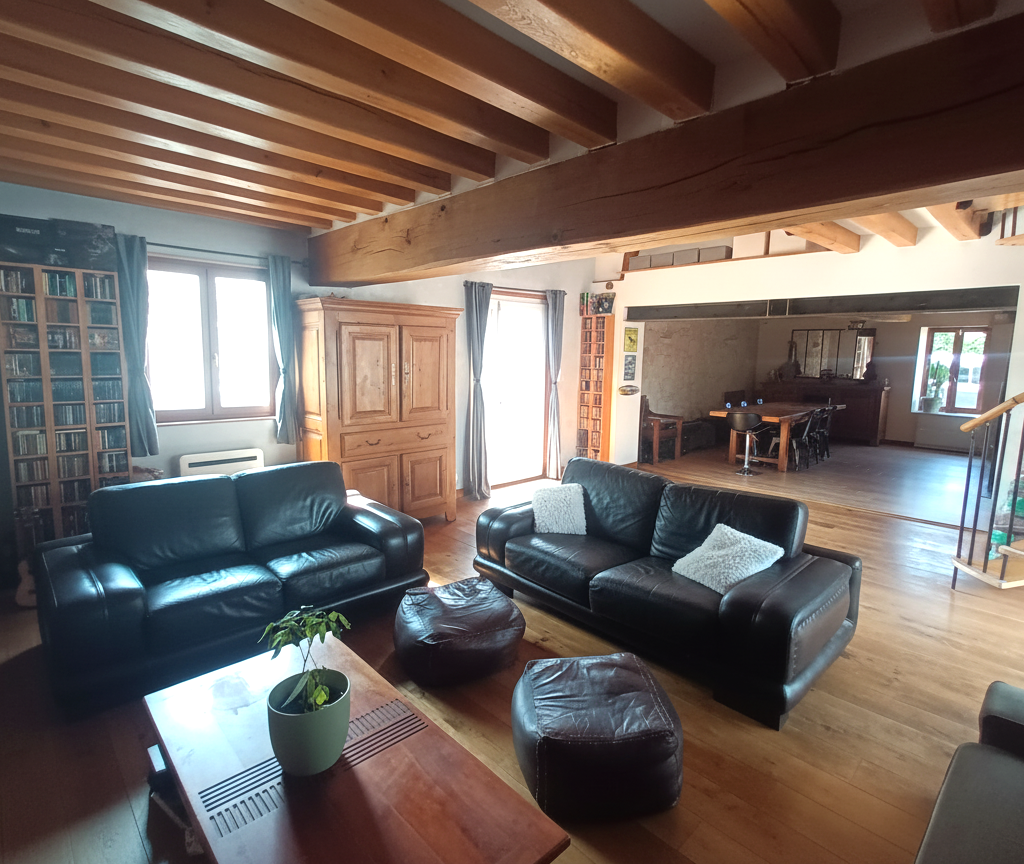 Maison aux beaux volumes