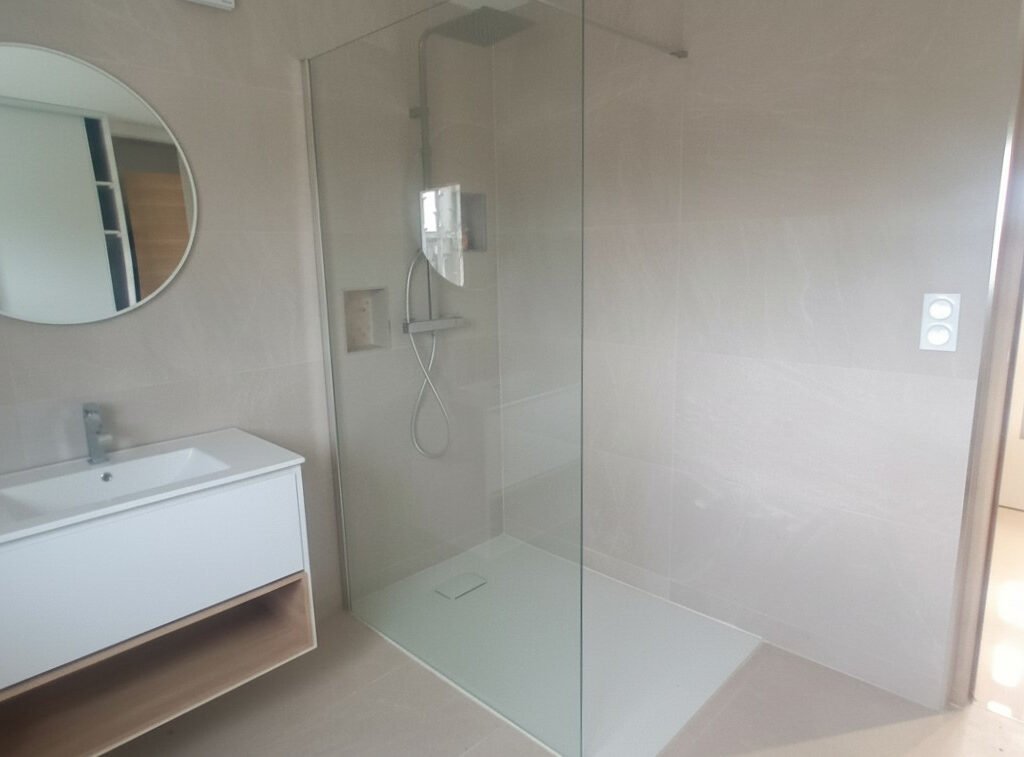 Maison 5 pièces 85 m2 avec dépendance