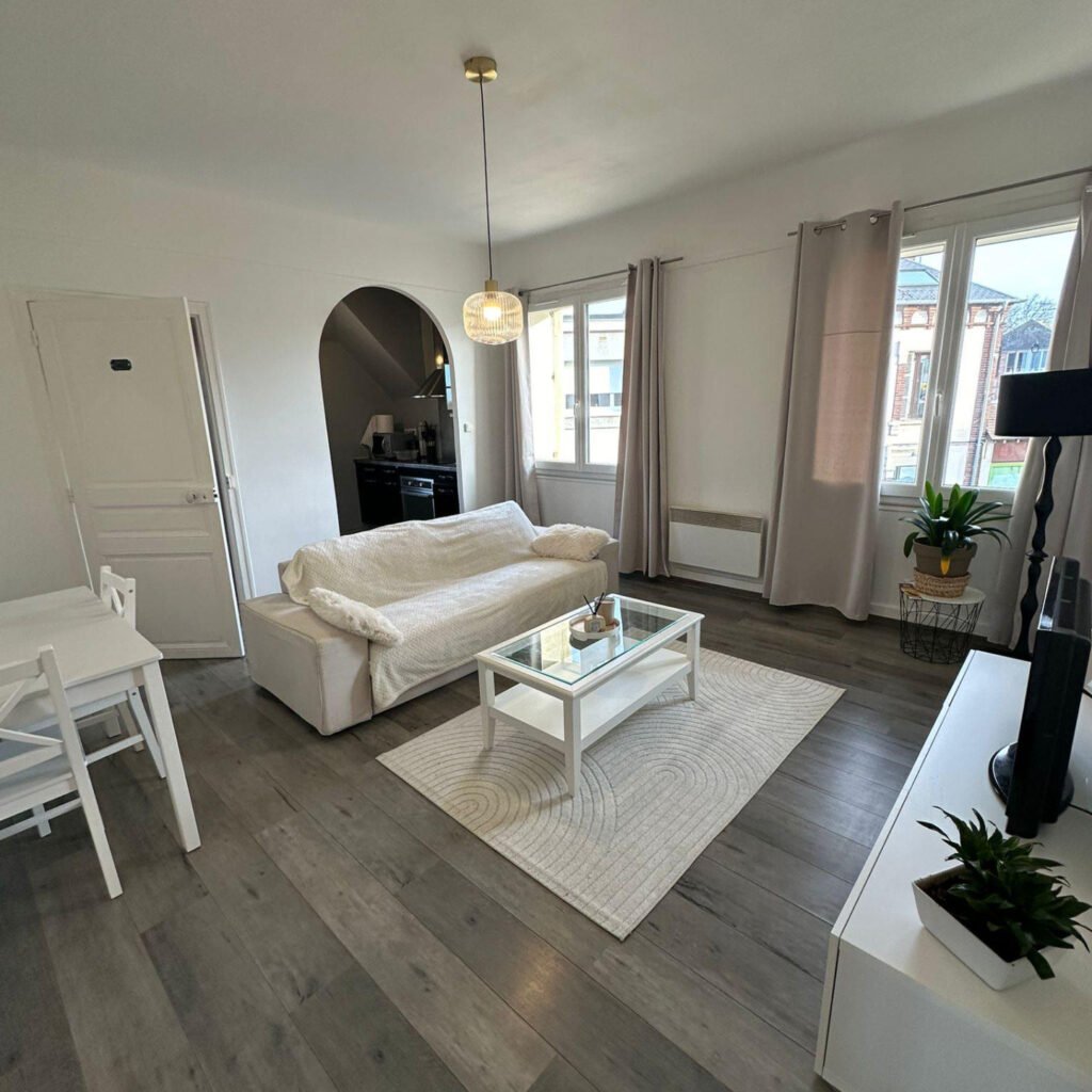 Investissement locatif sécurisé   F2 loué 650 EUR