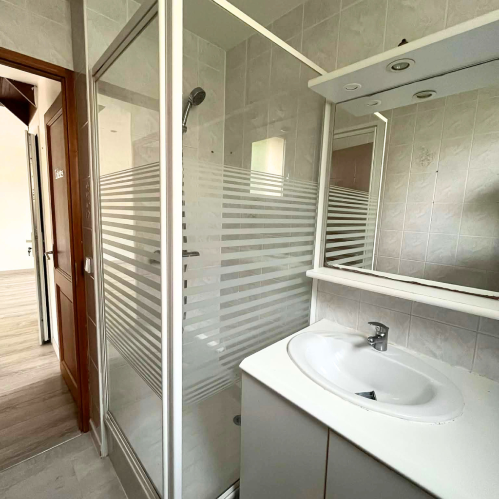 Maison 3 Chambres à 8 minutes à pied de la gare de Dreux
