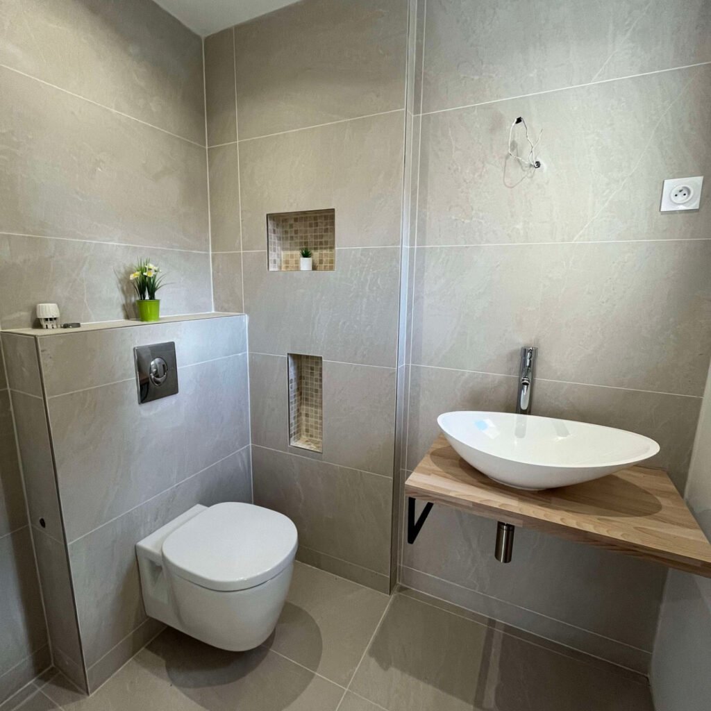 Maison 5 pièces 85 m2 avec dépendance