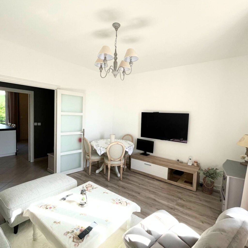 Belle appartement lumineux   Proche Centre ville