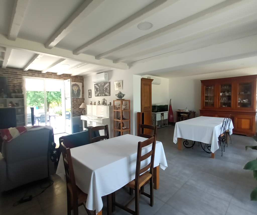 Maison 4/5  chambres À seulement 13 minutes de Dreux   Accès