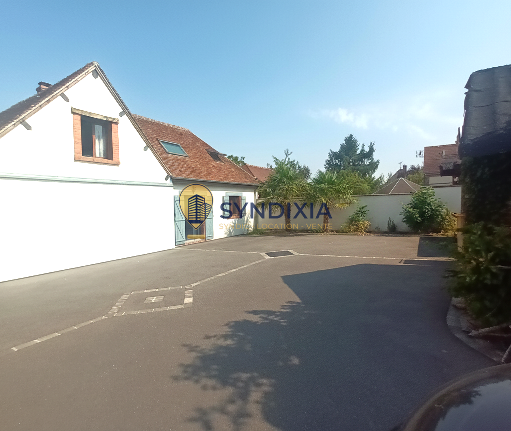 Maison aux beaux volumes proximité de Dreux 28