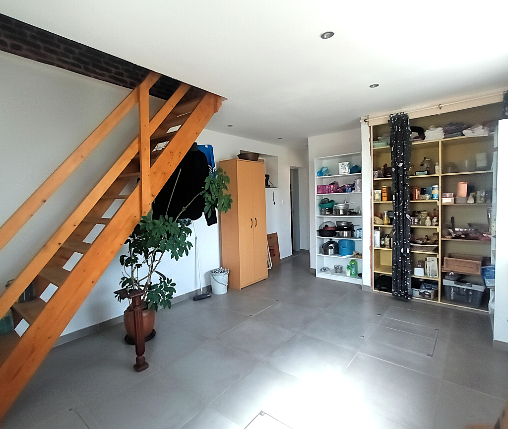Maison 4/5  chambres À seulement 13 minutes de Dreux   Accès
