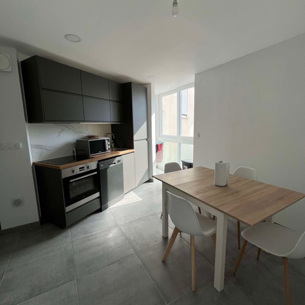 Chambres meublées en colocation appartement entièrement réno