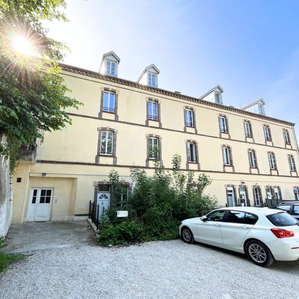 Belle appartement lumineux   Proche Centre ville