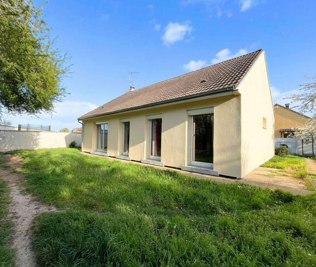 Maison à Dreux  6 pièces 5 chambres