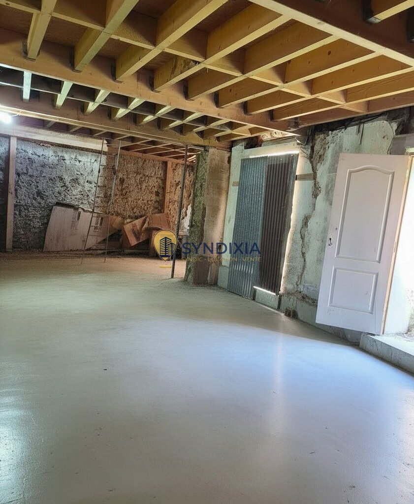 MAISON 134 m2 AVEC TRAVAUX – A AMENAGER (POTENTIEL 2 LOGEMEN