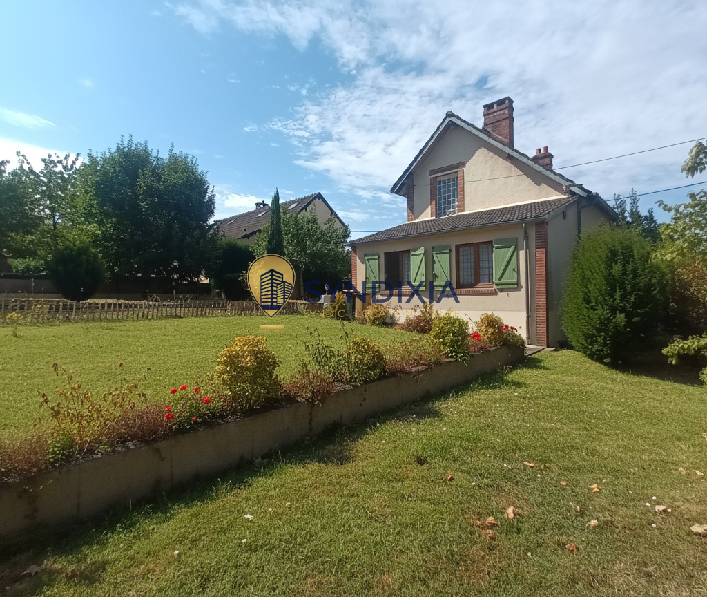 DREUX  À deux pas de la gare, découvrez cette charmante mais