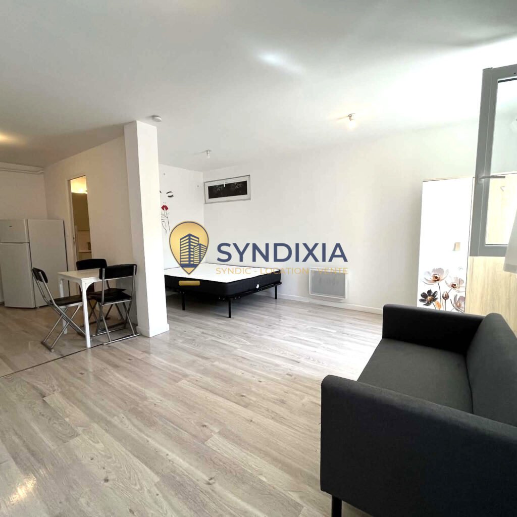 Studio meublé de 30 m2 à louer   Proche gare