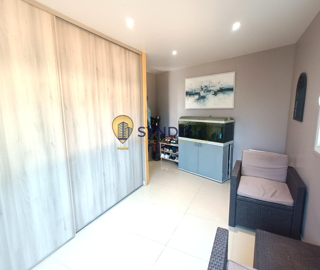 Maison 4 chambres,  plus un ensemble immobilier