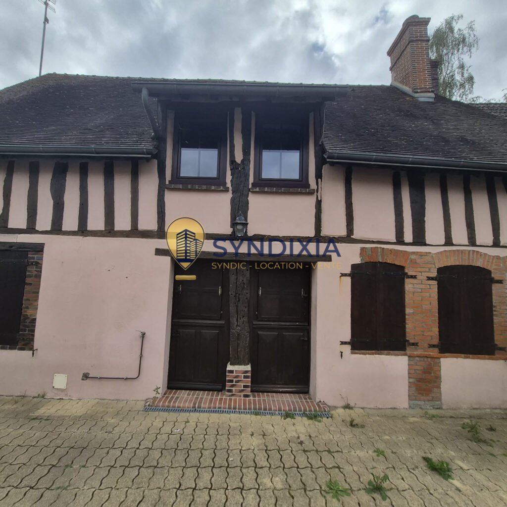 MAISON 4 PIECES EN CENTRE VILLE ET AU CALME – POTENTIEL LOCA