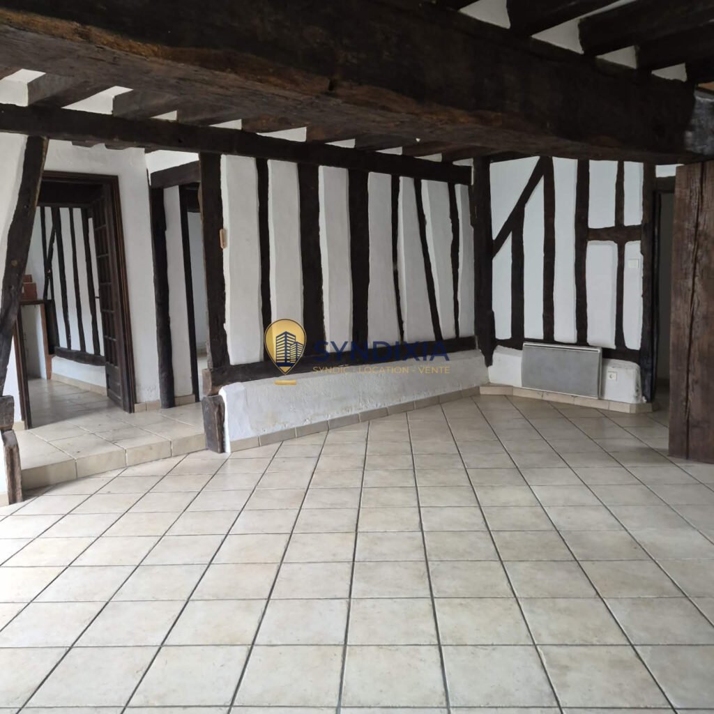MAISON 4 PIECES EN CENTRE VILLE ET AU CALME – POTENTIEL LOCA