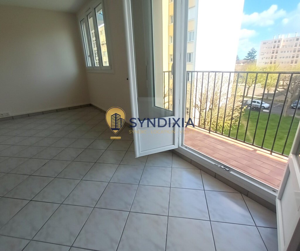 Appartement 2 chambres avec balcon à Dreux