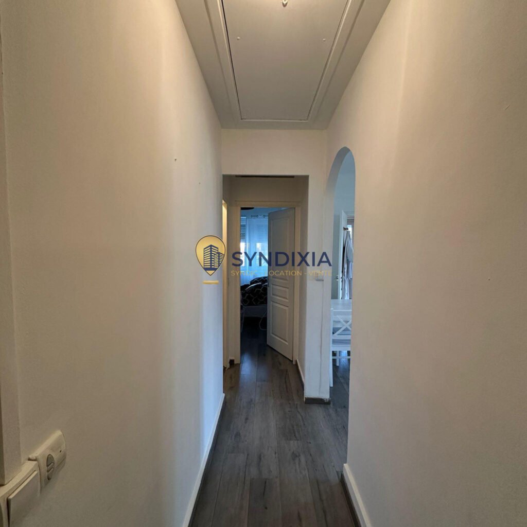 Investissement locatif sécurisé   F2 loué 650 EUR