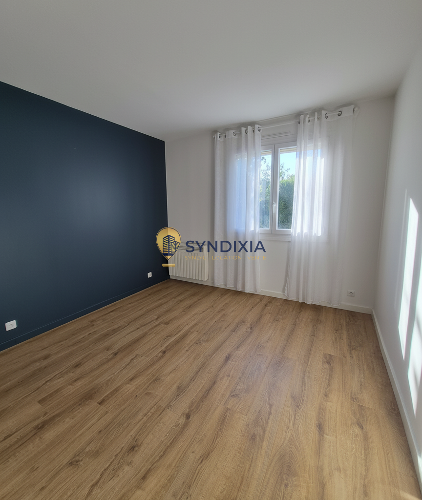 MAISON 109m2, 3 chambres, Sous-sol total et 905m2 de jardin