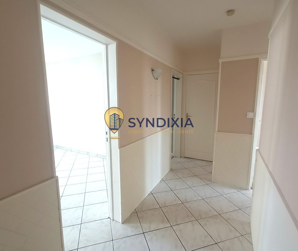 Appartement 2 chambres avec balcon à Dreux
