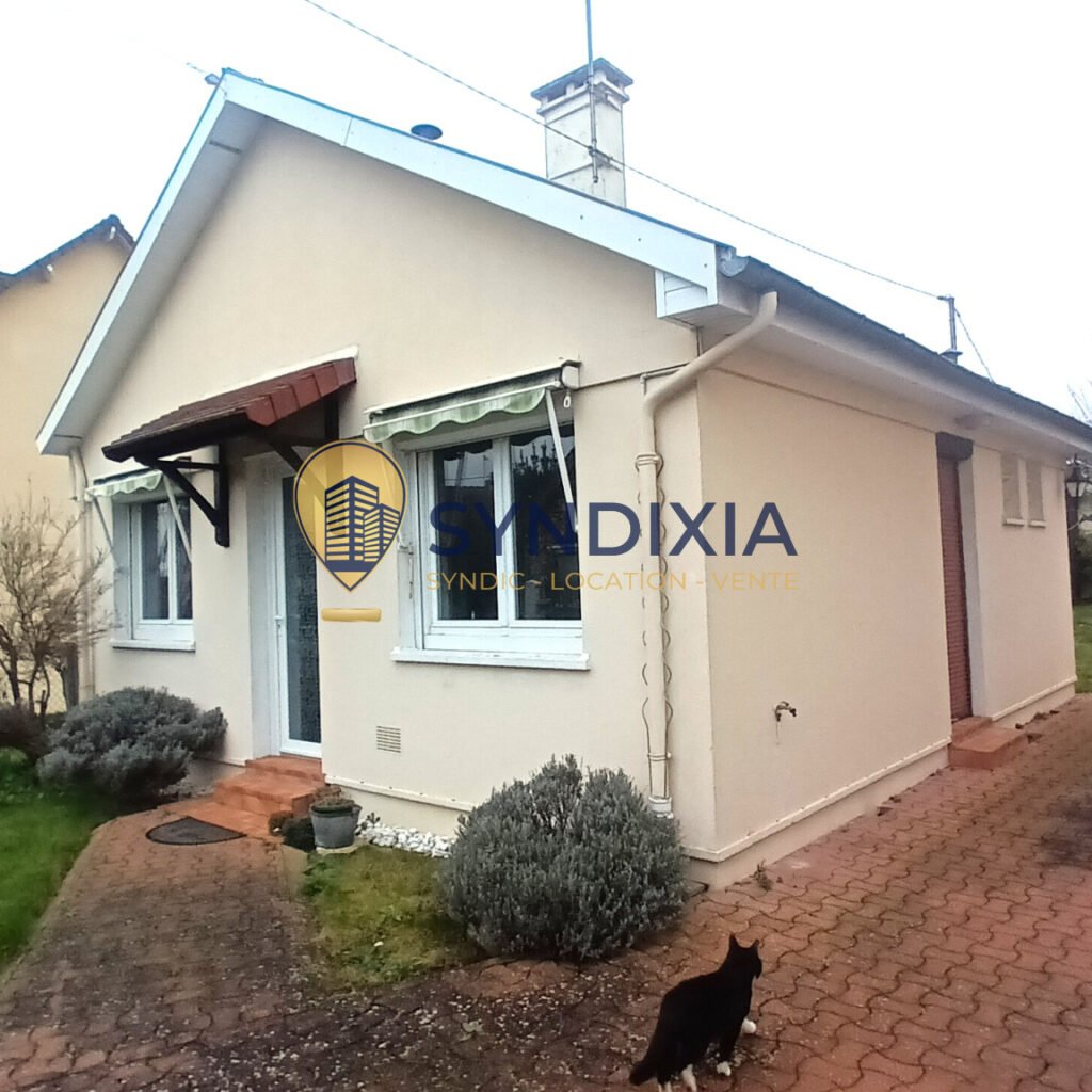 Charmante maison avec jardin  Proche gare de Dreux