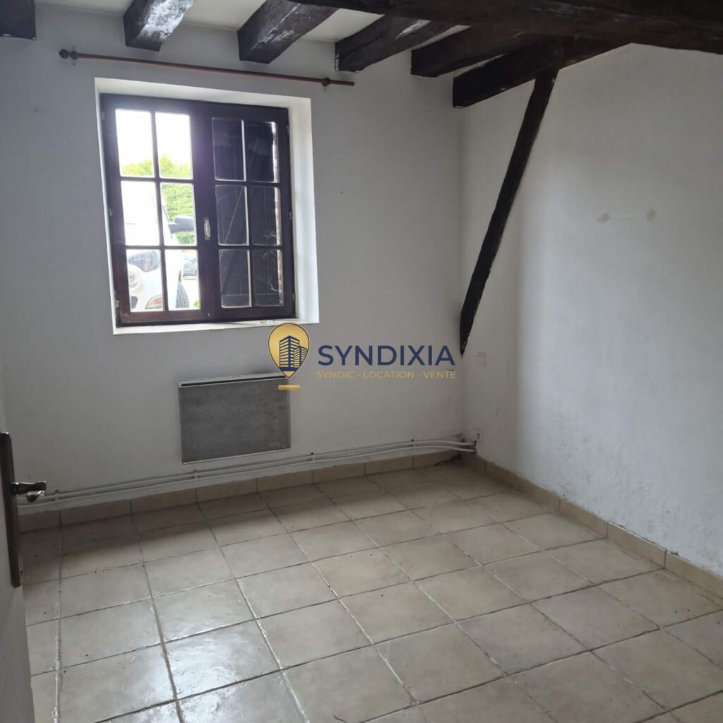 MAISON 4 PIECES EN CENTRE VILLE ET AU CALME – POTENTIEL LOCA