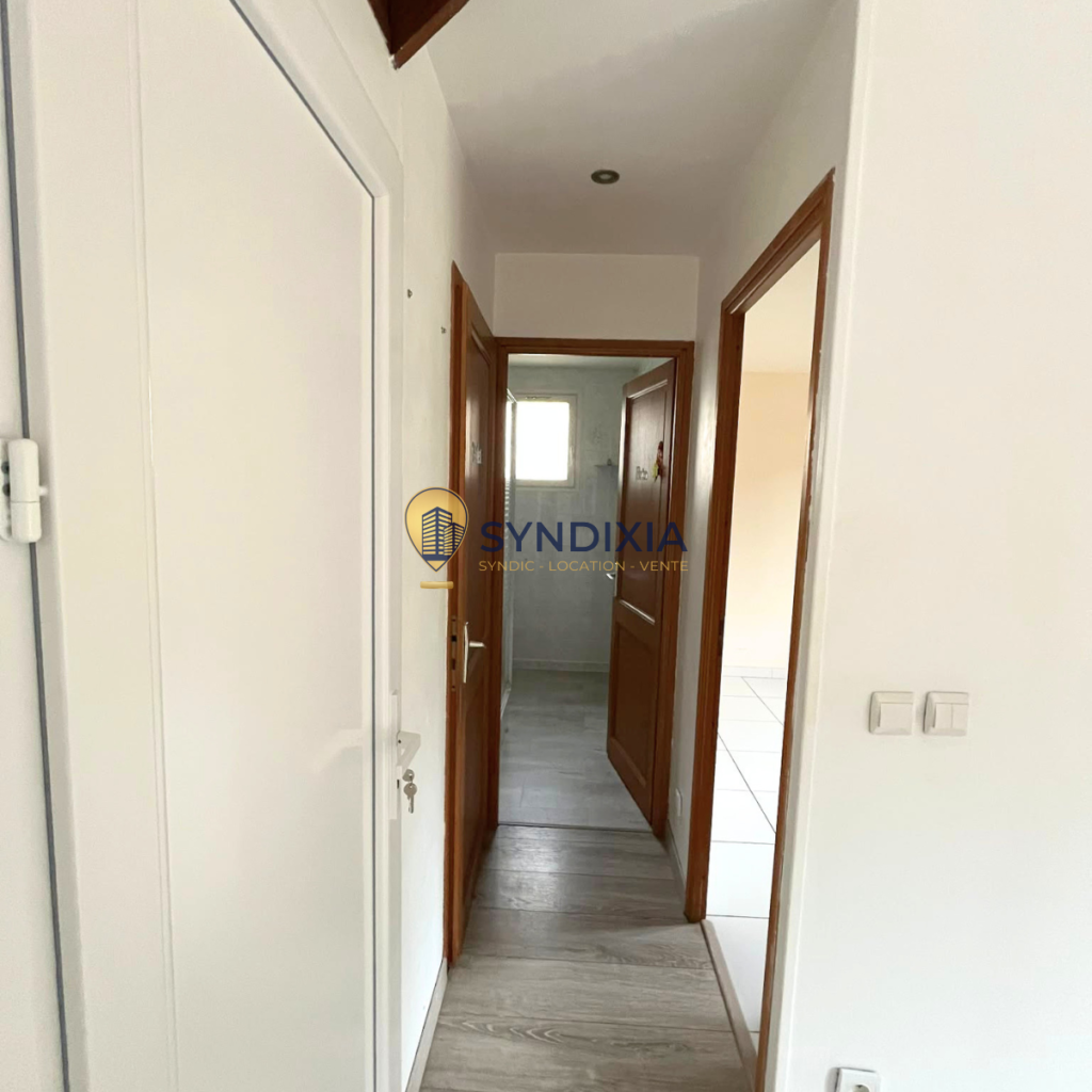 Maison 3 Chambres à 8 minutes à pied de la gare de Dreux