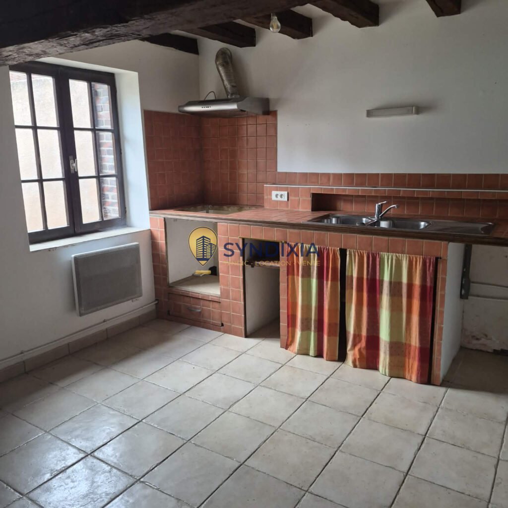 MAISON 4 PIECES EN CENTRE VILLE ET AU CALME – POTENTIEL LOCA