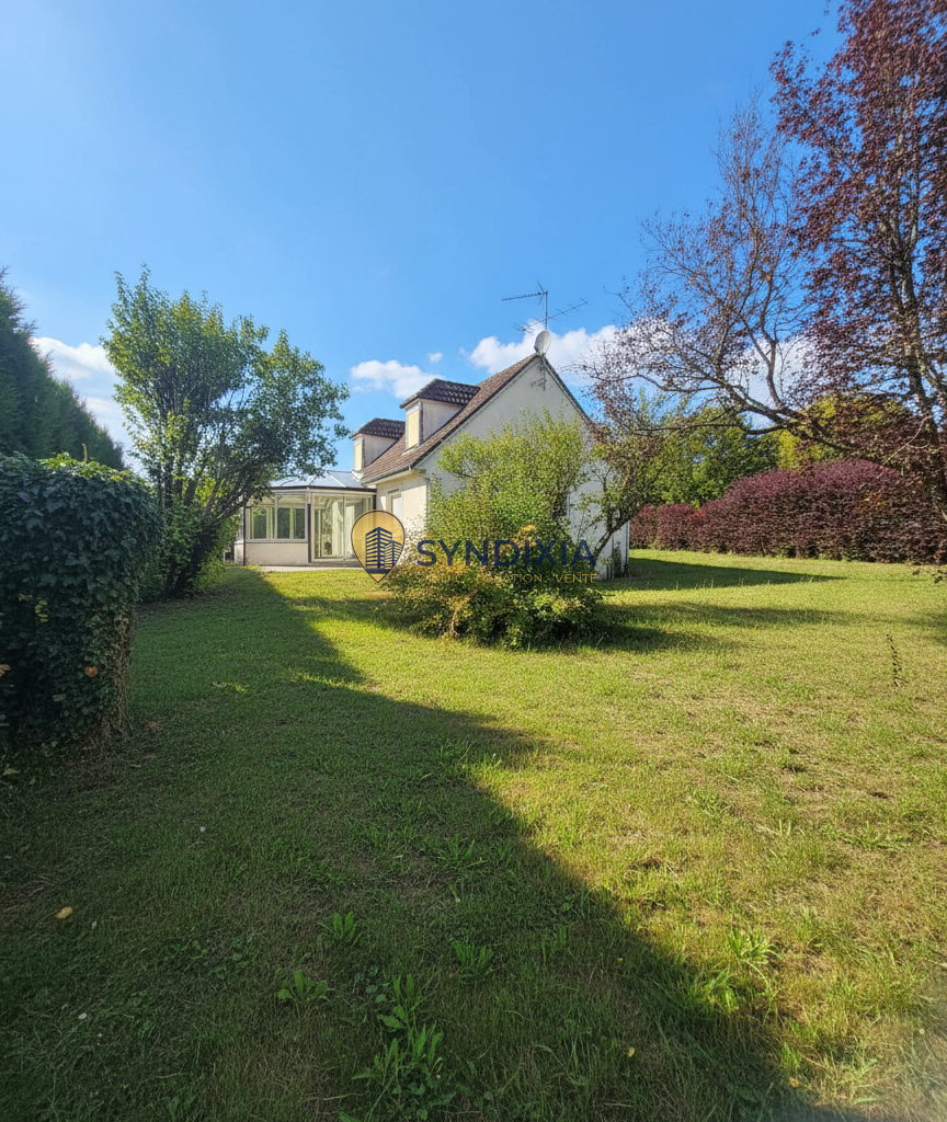 MAISON 109m2, 3 chambres, Sous-sol total et 905m2 de jardin
