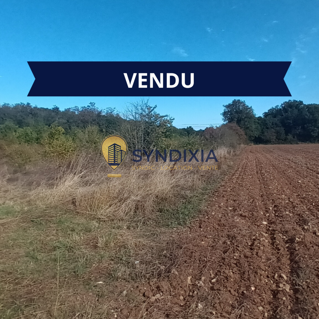 Terrain agricole non constructible 1272 M2