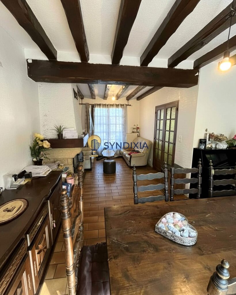 Maison familiale 5 chambres Sous-sol total