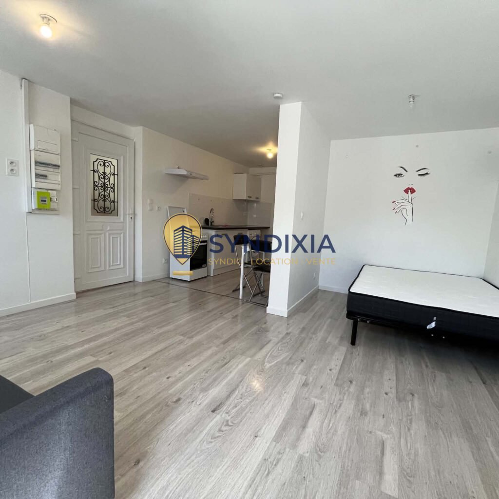 Studio meublé de 30 m2 à louer   Proche gare