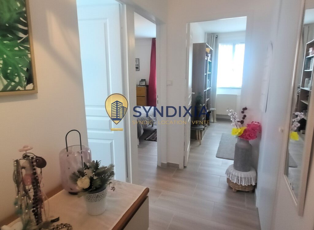 Appartement lumineux 3 chambres à 12 minutes de Verneuil sur