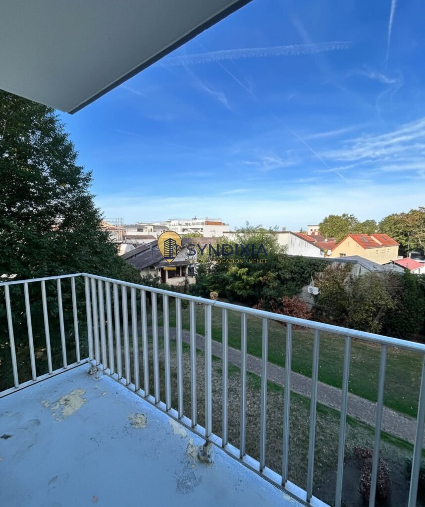 Appartement 3 pièces avec balcon, box et cave à Colombes (9